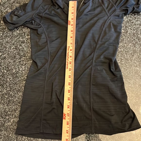 ATHLETA Pacifica XS Half Zip short Sleeve Top ZIPPER POUCH - Picture 4 of 8